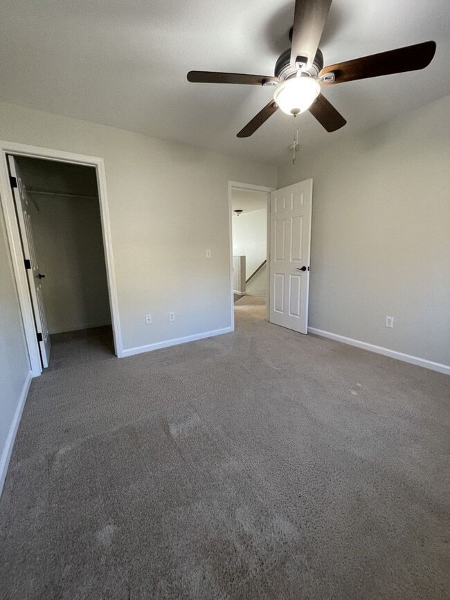 Building Photo - One-of-a-Kind Turnkey Sparks Home!