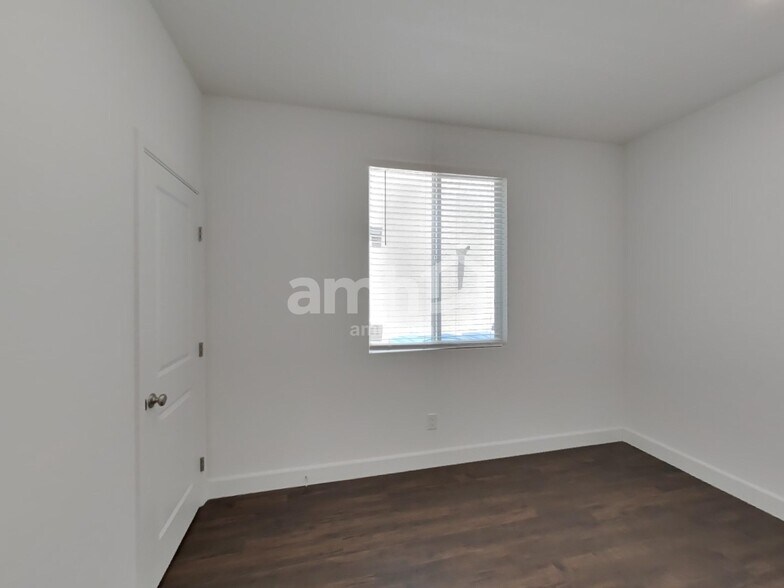 Building Photo - 126 Island Plumeria Ln