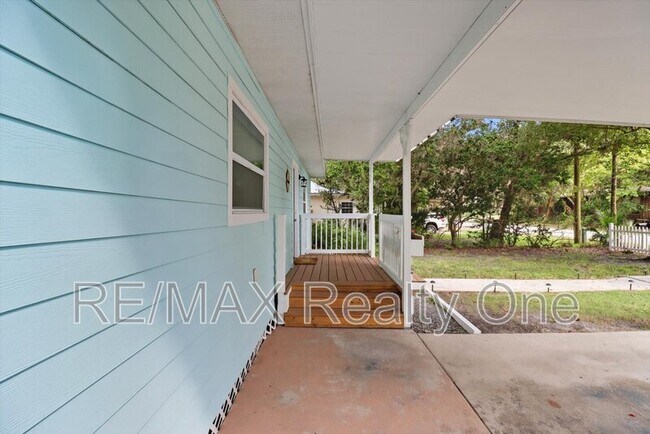 Building Photo - 750 NE 2nd Ave