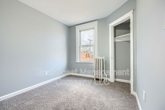 Building Photo - 2316 Garrett Ave