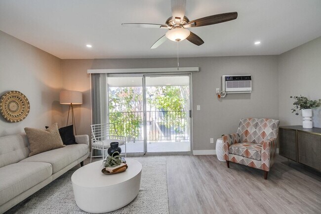Floorplan - The Pointe  Apartments