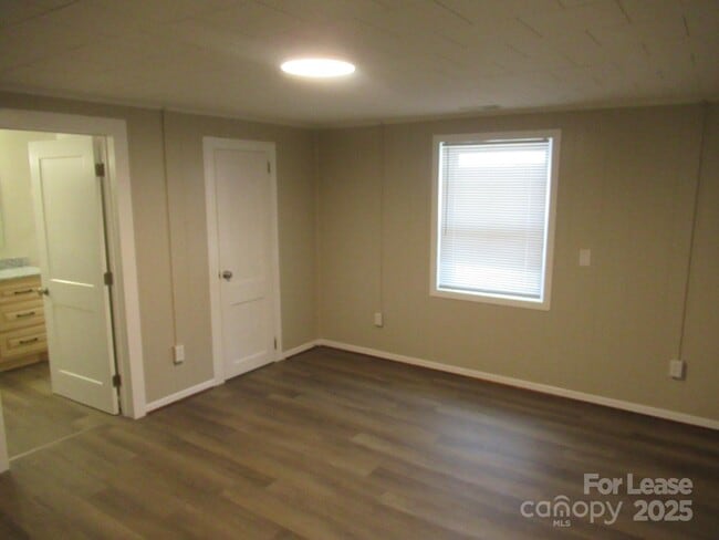 Building Photo - 7510 Palm Tree Church Rd