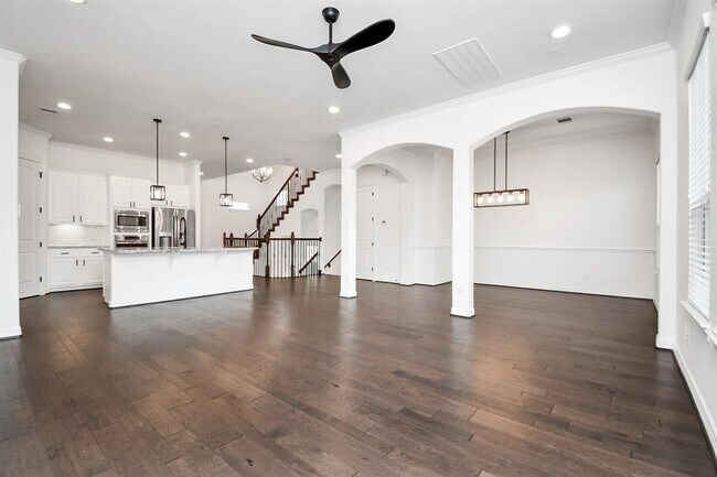 Building Photo - 1411 Upland Arbor Dr