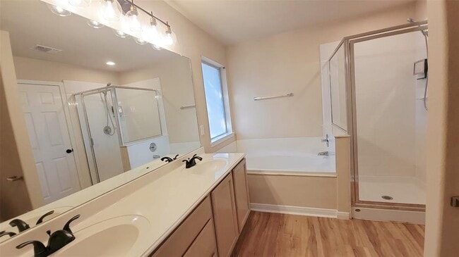 Building Photo - 1248 Lacey Oak Loop