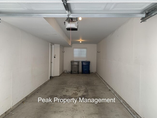 Building Photo - 8786 W Pine Valley Ln