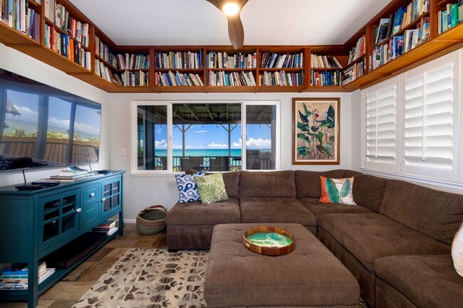 Building Photo - North Shore Oahu Oceanfront Home for Rent