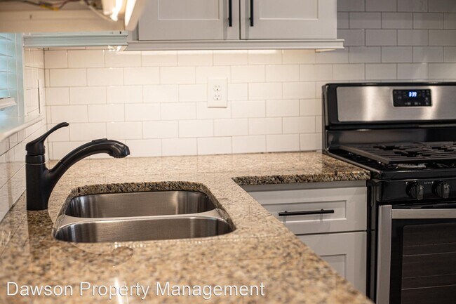 Building Photo - 3 br, 2.5 bath House - 712 Seldon Drive