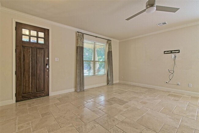 Building Photo - 11201 Zimmerman Ln