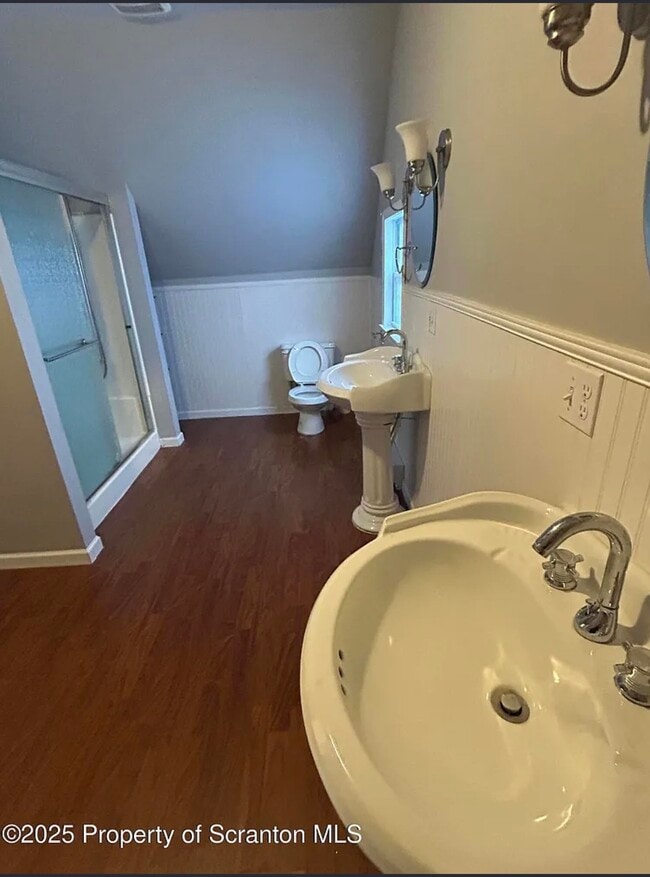 Building Photo - 30 Belmont St