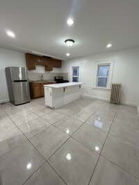 Building Photo - 865 Troy Ave