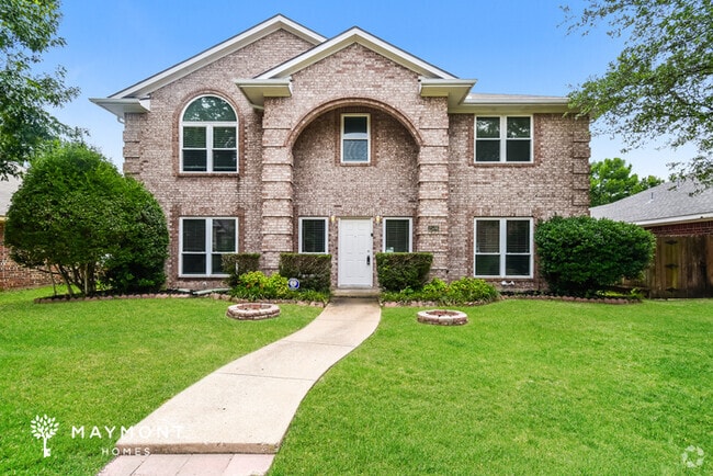 Building Photo - 2506 Chene Dr