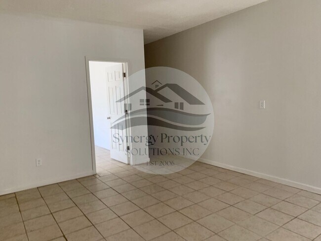 Building Photo - Sherman Place 403