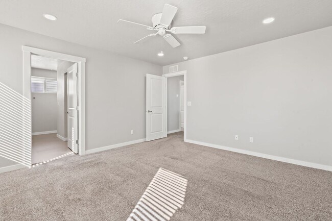 Building Photo - Ideal 4bd/2.5ba Blackrock Home - Great commute location!