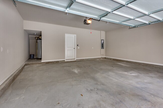 Building Photo - 1159 Millennium Park Rd