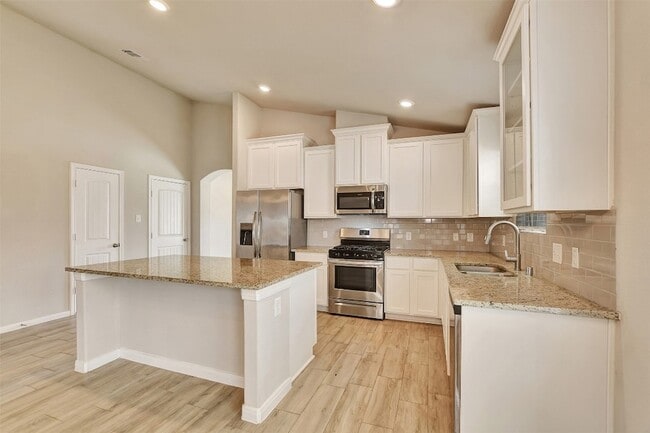 Building Photo - 388 Kendall Crest Dr