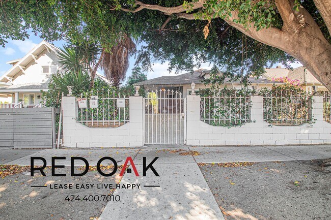 Building Photo - 2928 S Halldale Ave
