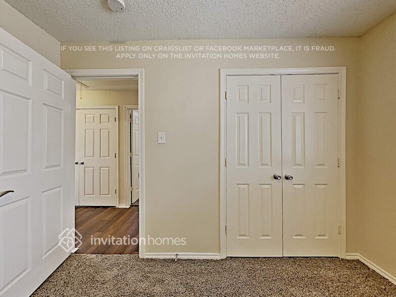 Building Photo - 7109 Oakview Ct
