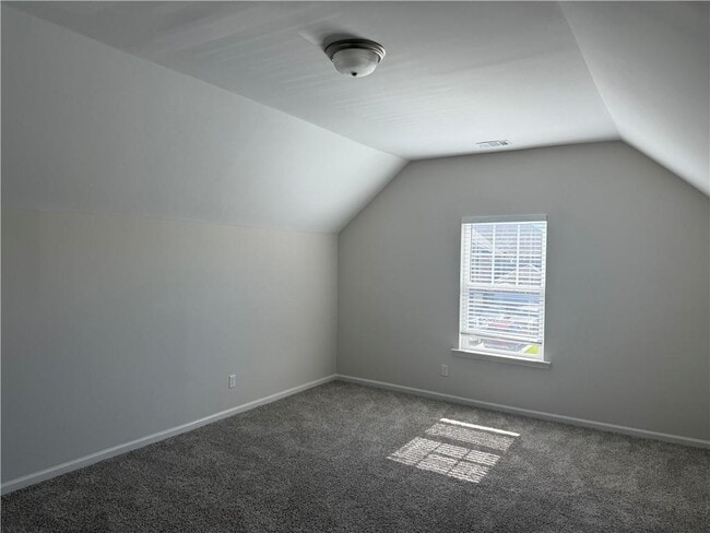 Building Photo - 109 Chalk Farm Wy