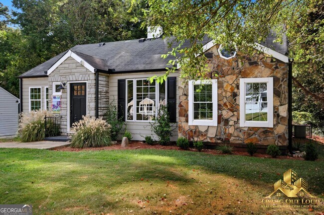 Building Photo - 1439 Westridge Rd SW