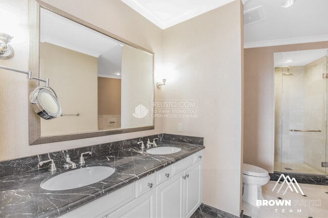 Building Photo - 690 Market St