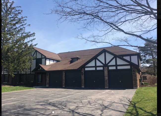 Primary Photo - 1471 Haverhill Dr