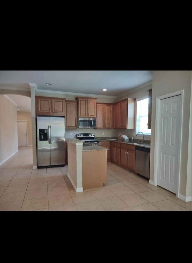 Building Photo - 2448 Blackburn Cir