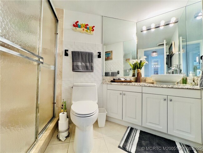 Building Photo - 9500 S Ocean Dr