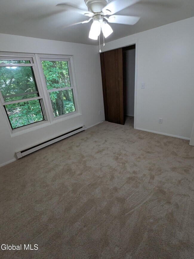 Building Photo - 63 Thimbleberry Rd