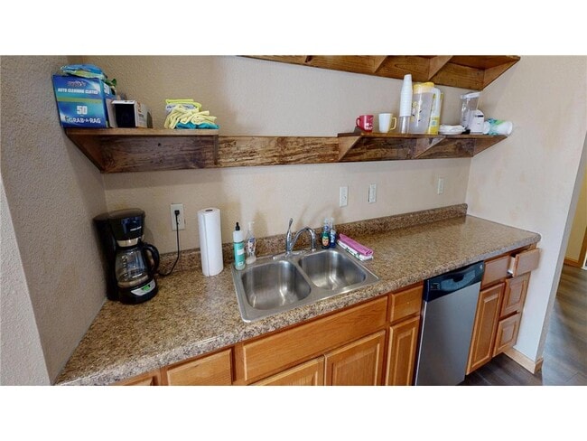 Building Photo - 539 Pacific Ave SW