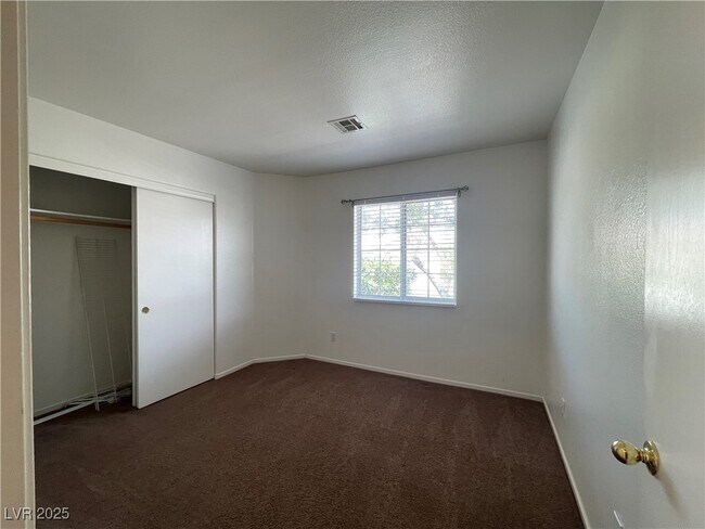 Building Photo - 1012 Rainbow Cliff Ct