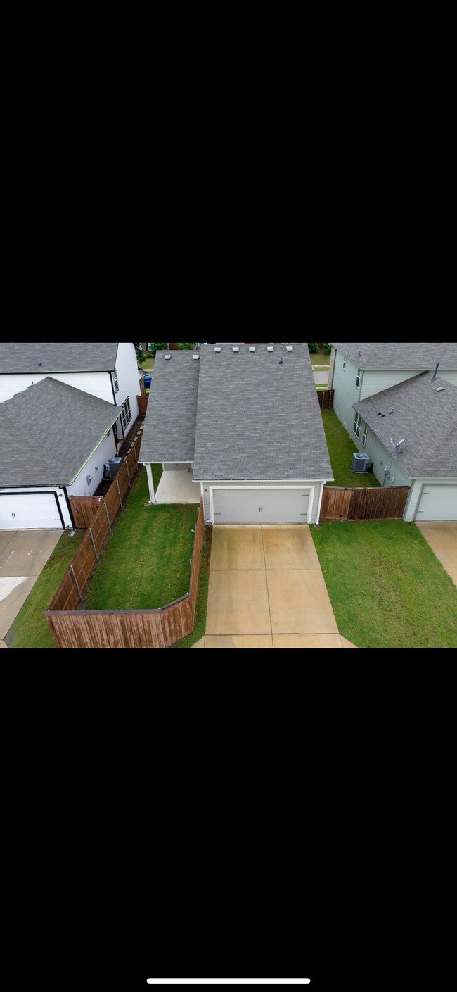 Building Photo - 2824 Journey Ln