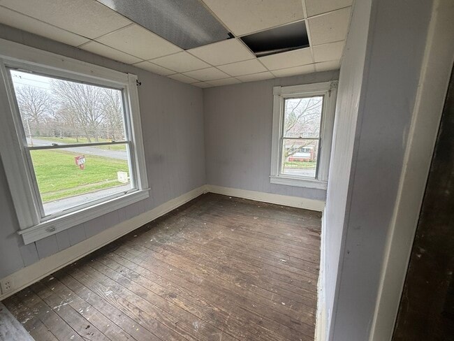 Building Photo - 659 Fisher Hill St