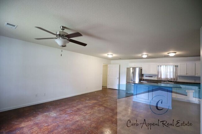 Building Photo - Beautiful 3 bed / 2 bath home - Brookland!