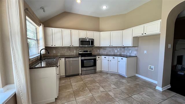 Building Photo - 4621 Tanque Dr