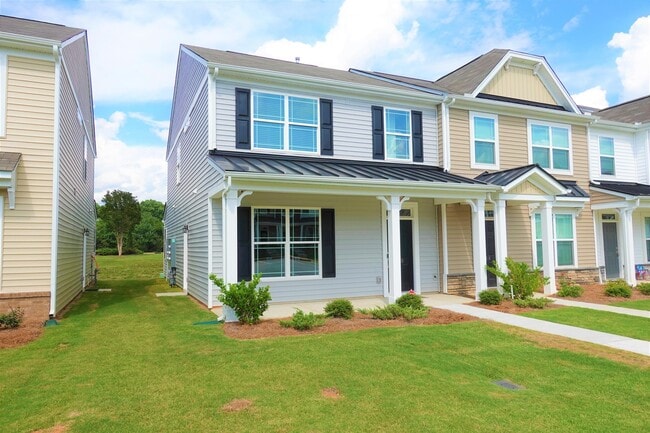 Building Photo - 160 Xander Dr
