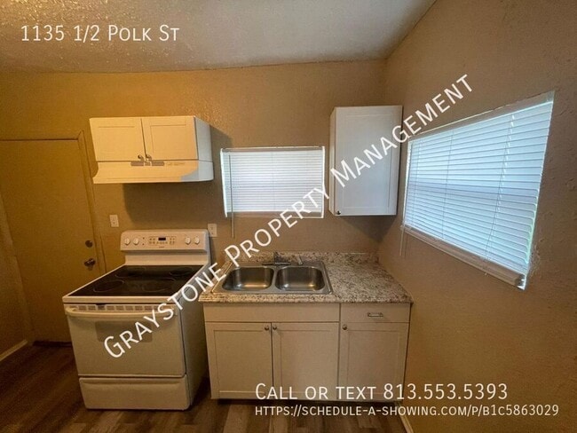Building Photo - 1135 1/2 Polk St-