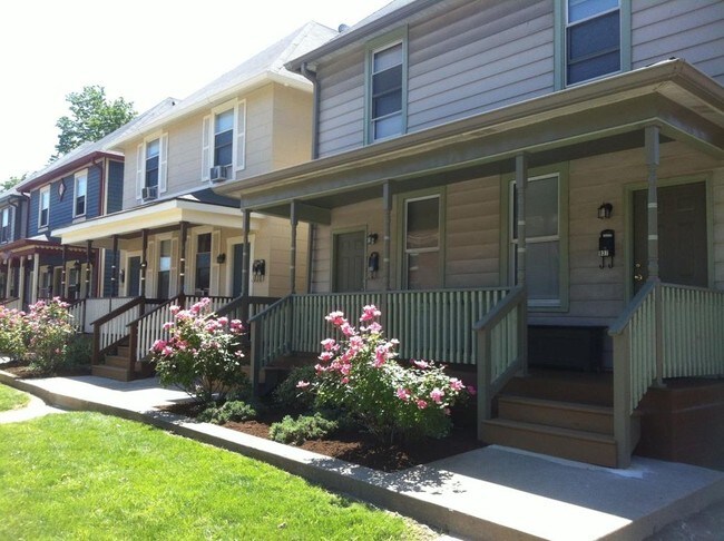 Building Photo - 937 Prospect St