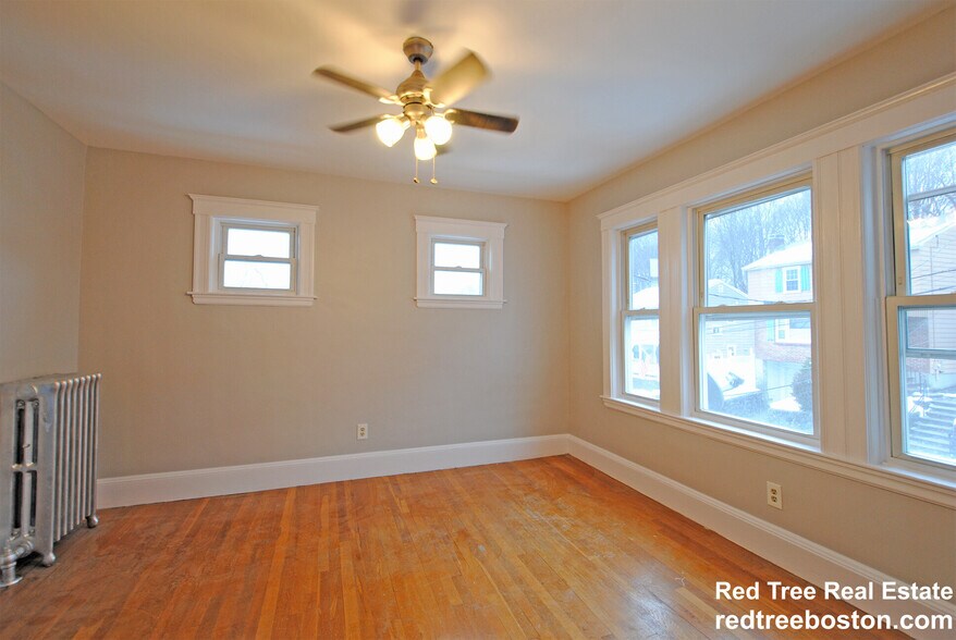 Building Photo - 80 Langley Rd