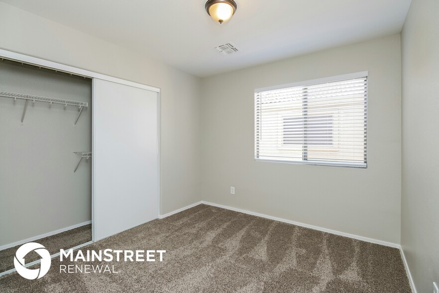 Building Photo - 6242 W Illini St