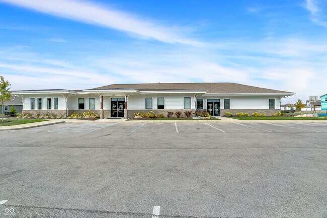 Building Photo - 2792 Maricopa Blvd