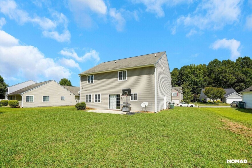 Building Photo - 312 Walnut Crossing Dr