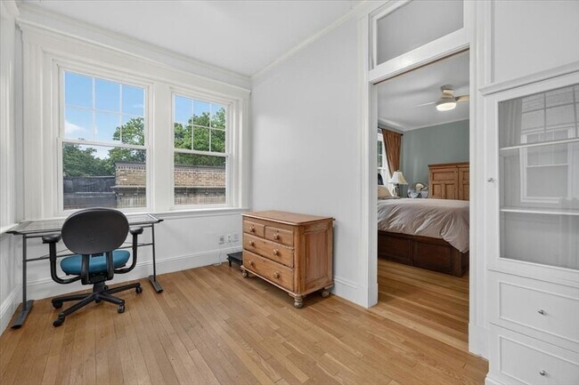 Building Photo - 138 Sewall Ave