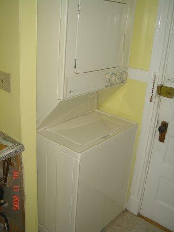 Building Photo - 1232 Beacon St