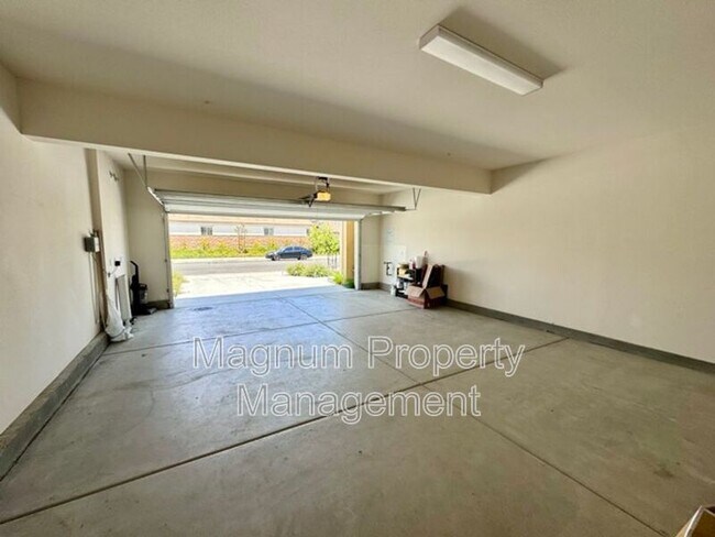 Building Photo - 29357 Caravel Dr