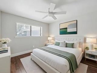 Building Photo - 6820 E Mockingbird Ln