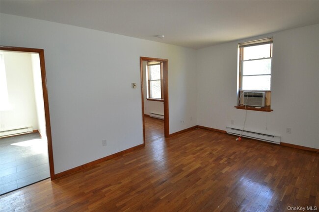 Building Photo - 510 Piermont Ave