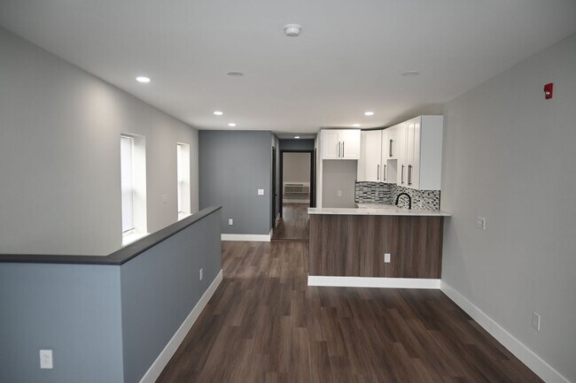 Building Photo - 3564 Ruth St