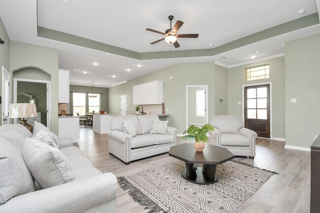 Building Photo - 395 Hunter Rnch Wy