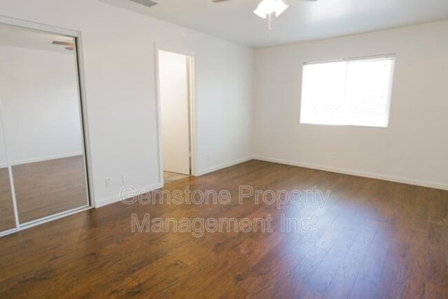 Building Photo - 6203 Mesita Dr