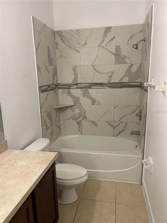 Building Photo - 10761 Garden Lily Dr